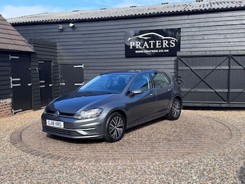 Used Volkswagen Golf 2018 for sale - 78377237: Photo