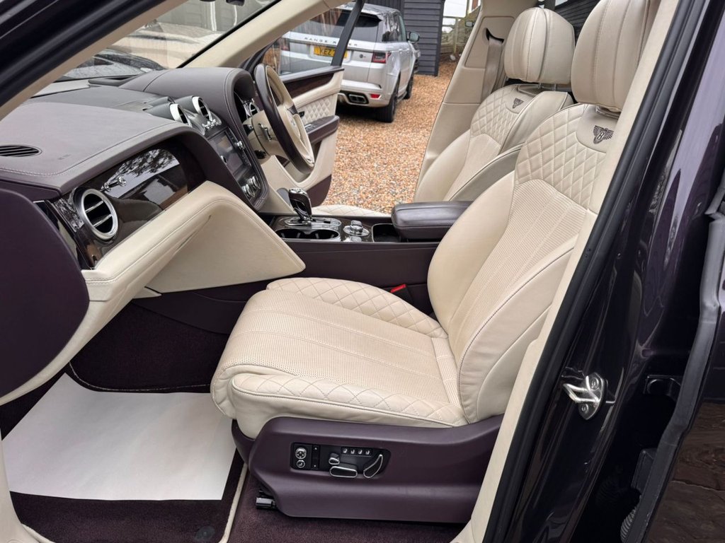 Used Bentley Bentayga 2018 for sale - 77463623: Photo 14