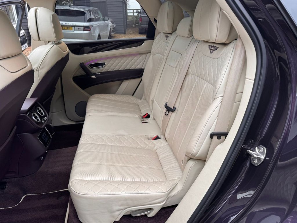 Used Bentley Bentayga 2018 for sale - 77463623: Photo 15