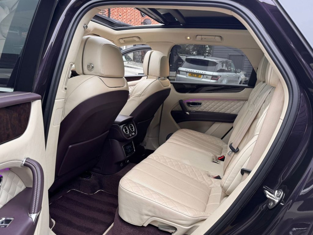 Used Bentley Bentayga 2018 for sale - 77463623: Photo 17