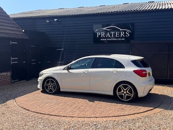 Used Mercedes-Benz A-Class 2015 for sale - 79394600: Photo