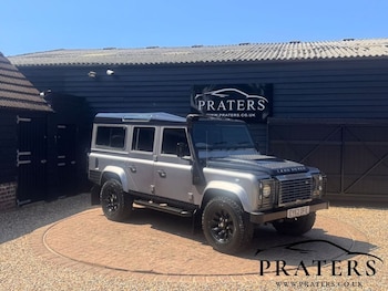 Used Land Rover Defender 2012 for sale - 79120864: Photo