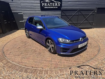 Used Volkswagen Golf 2016 for sale - 79059152: Photo