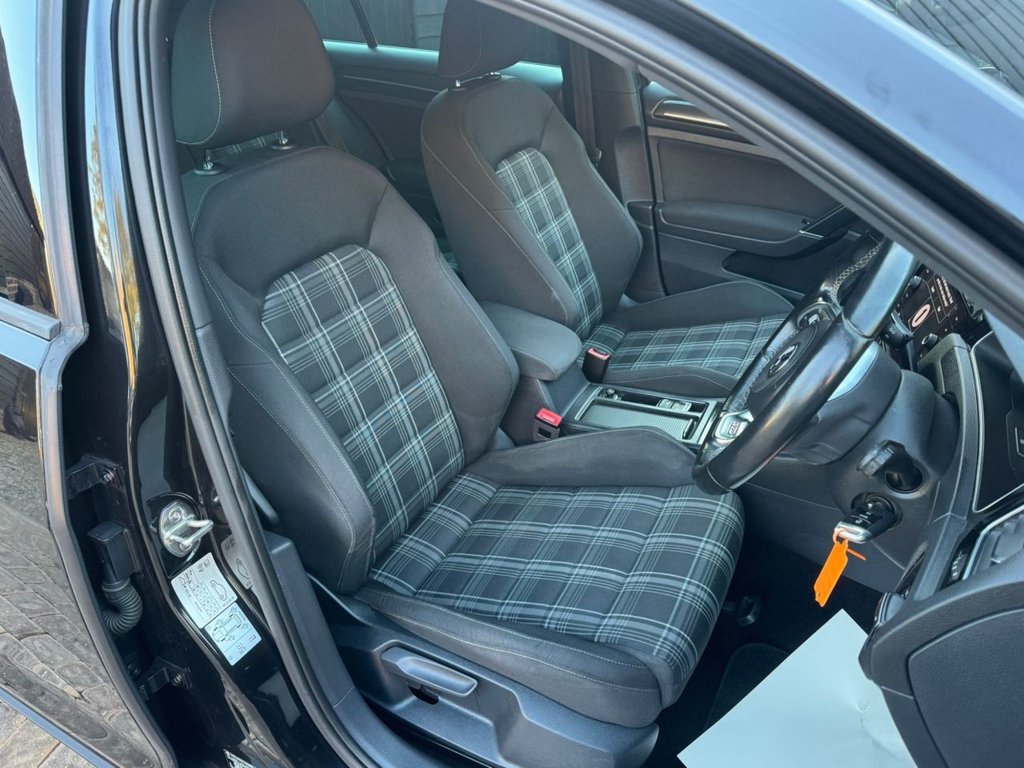 Used Volkswagen Golf 2018 for sale - 76080946: Photo 11