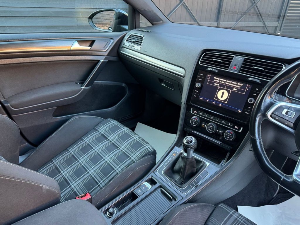 Used Volkswagen Golf 2018 for sale - 76080946: Photo 13