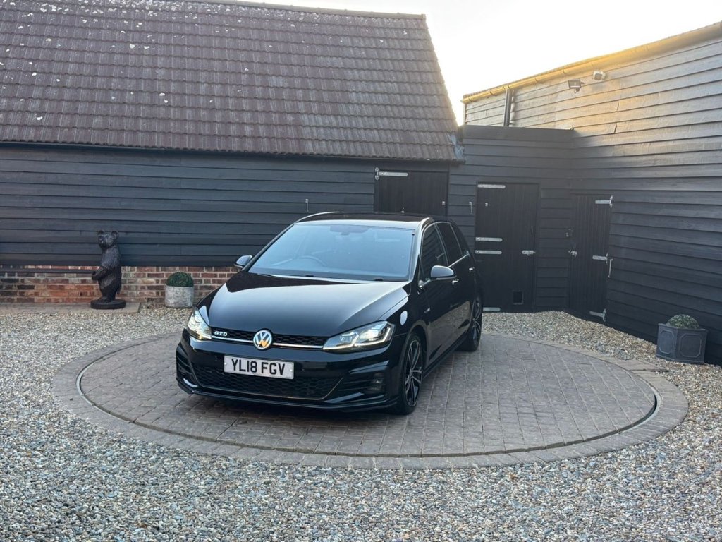 Used Volkswagen Golf 2018 for sale - 76080946: Photo 3