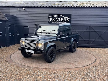 Used Land Rover Defender 110 2014 for sale - 79022815: Photo