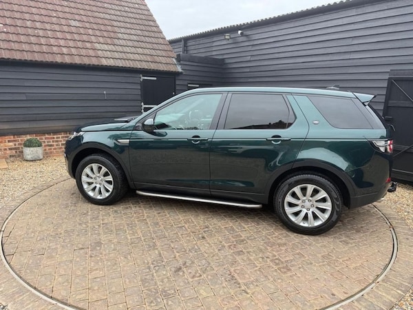 Used Land Rover Discovery Sport 2016 for sale - 76309351: Photo 31