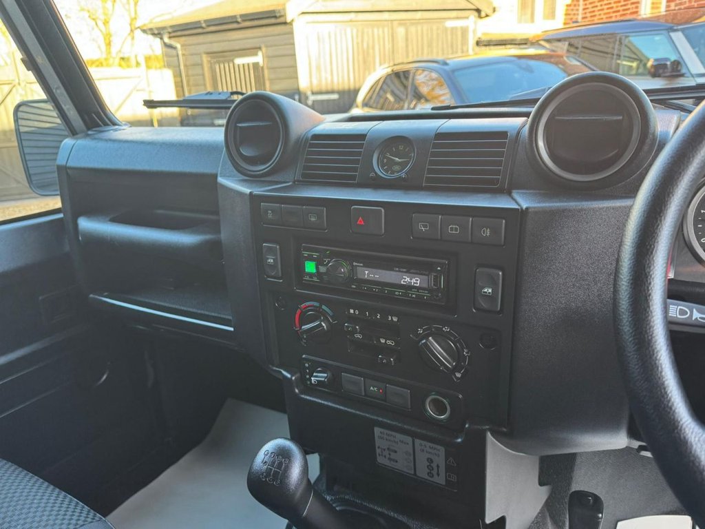 Used Land Rover Defender 2016 for sale - 76487020: Photo 13