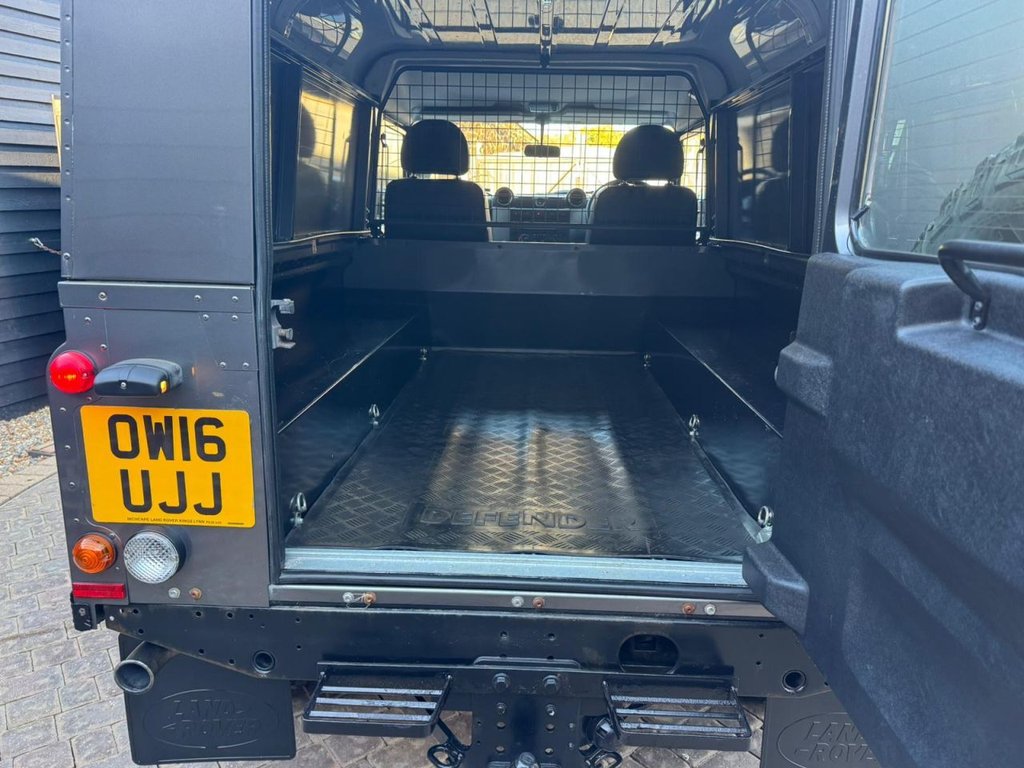 Used Land Rover Defender 2016 for sale - 76487020: Photo 16