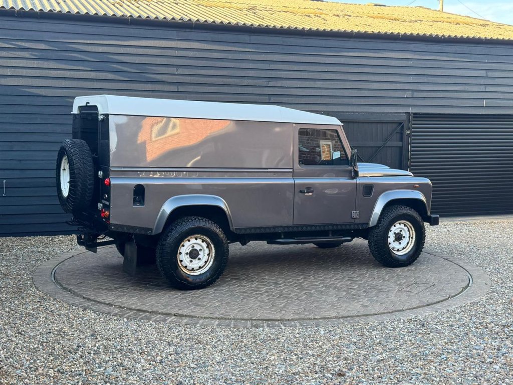 Used Land Rover Defender 2016 for sale - 76487020: Photo 22