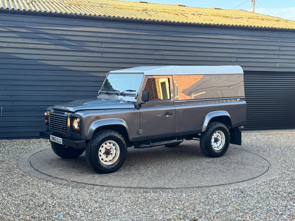 Used Land Rover Defender 2016 for sale - 76487020: Photo 24