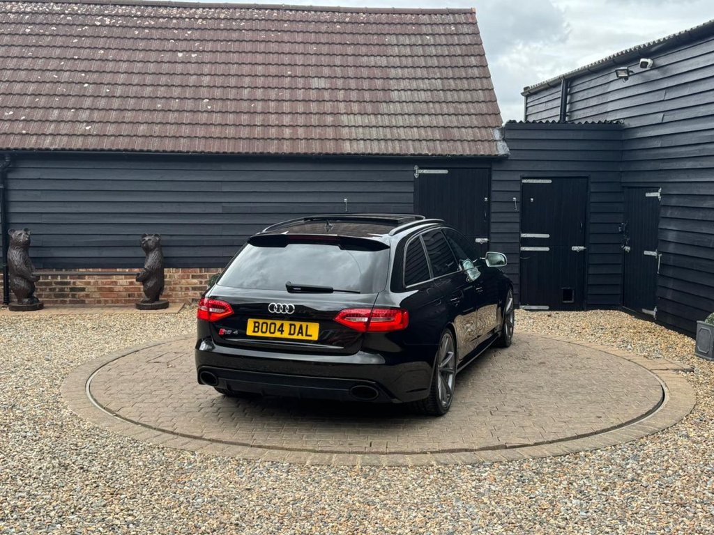 Vehicle 33