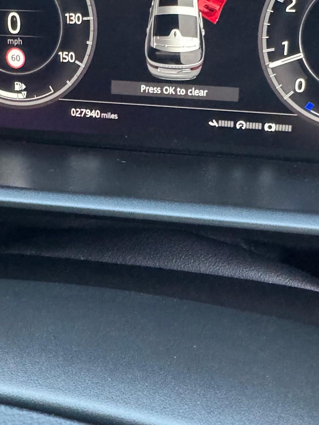 Used Land Rover Discovery 2019 for sale - 76962089: Photo 14