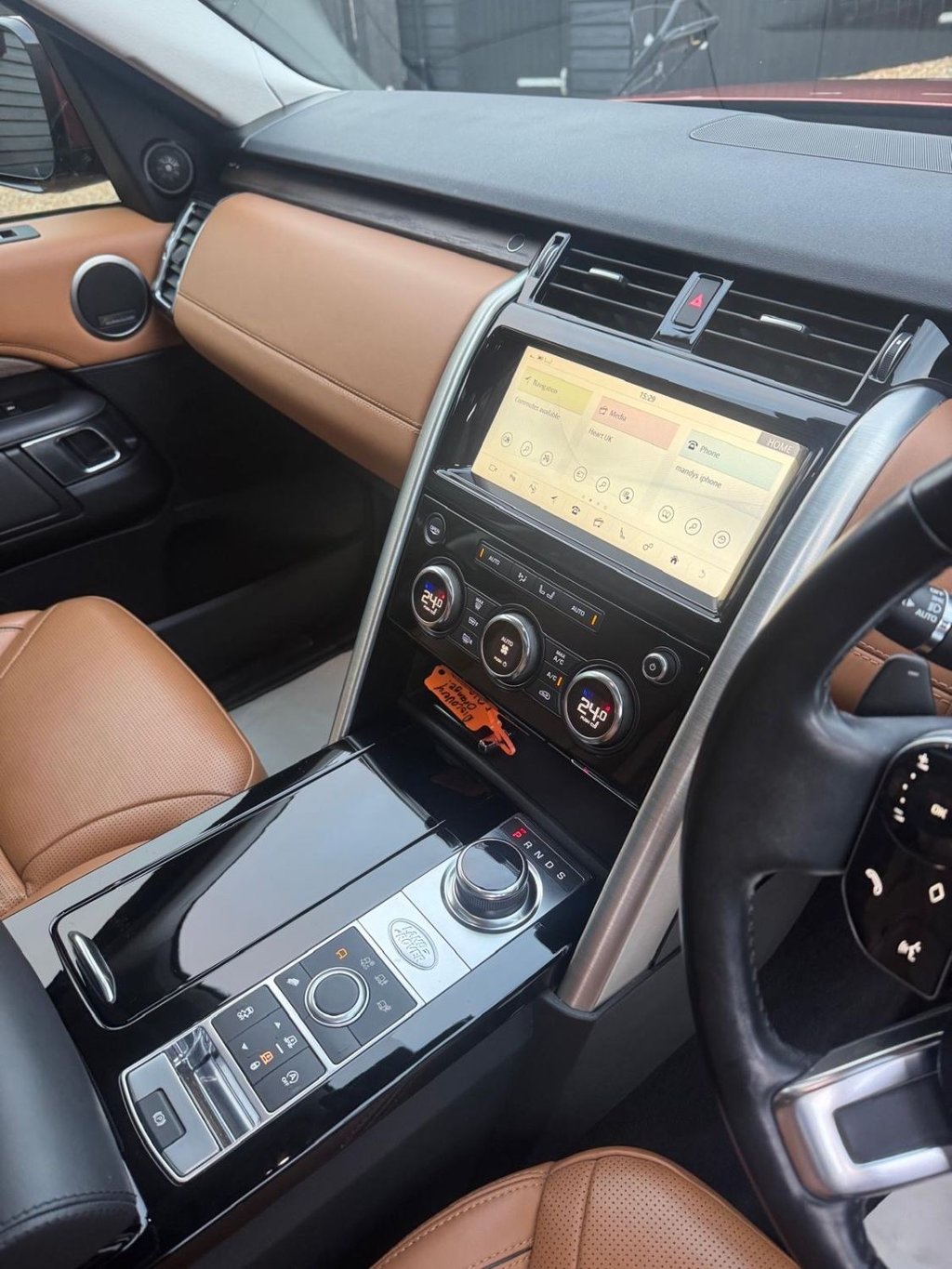 Used Land Rover Discovery 2019 for sale - 76962089: Photo 16