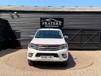 Used Toyota Hilux 2016 for sale - 79543423: Photo