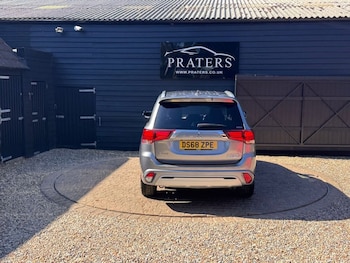 Used Mitsubishi Outlander 2018 for sale - 78694097: Photo