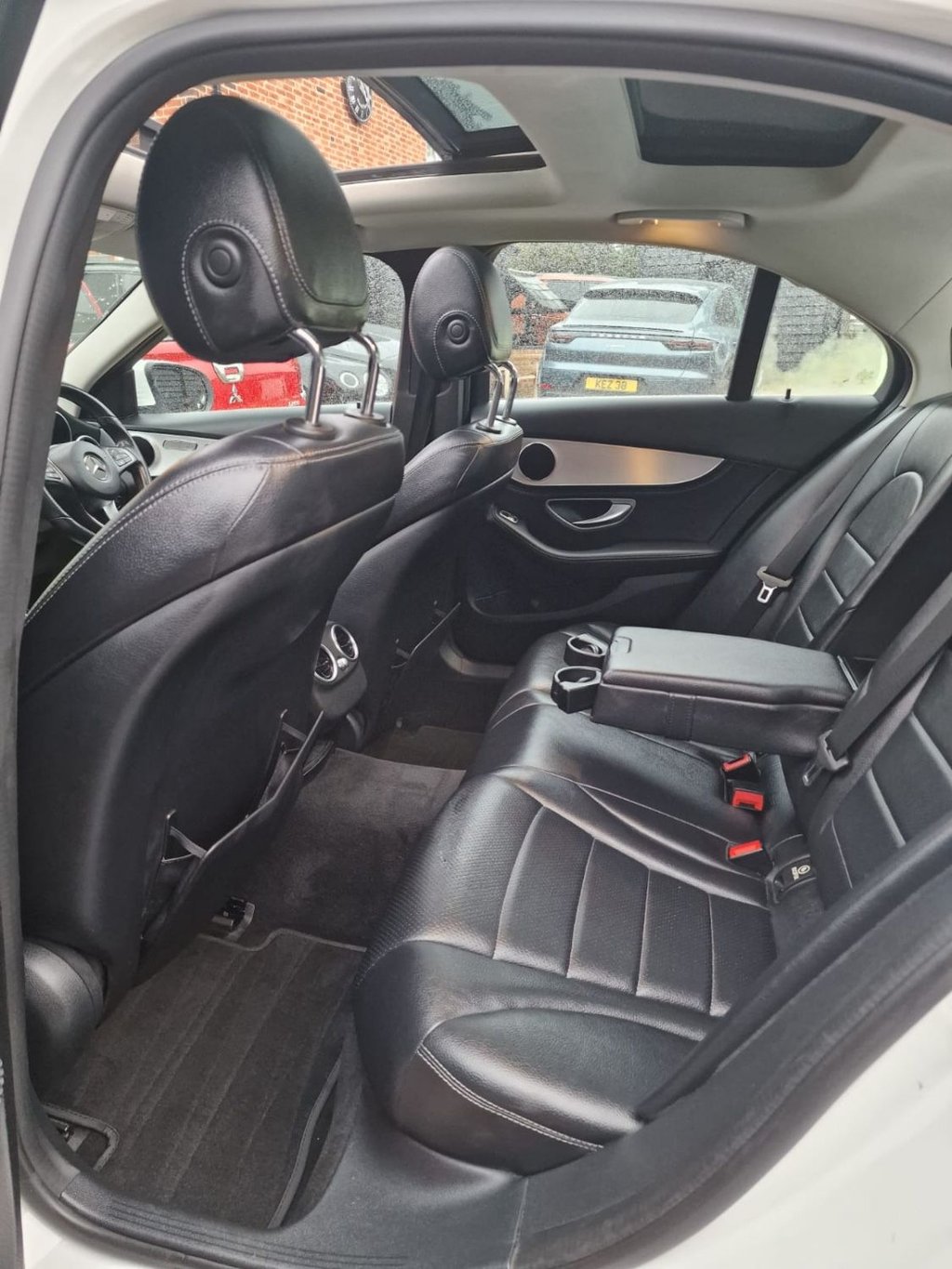 Used Mercedes-Benz C Class 2015 for sale - 77059581: Photo 17