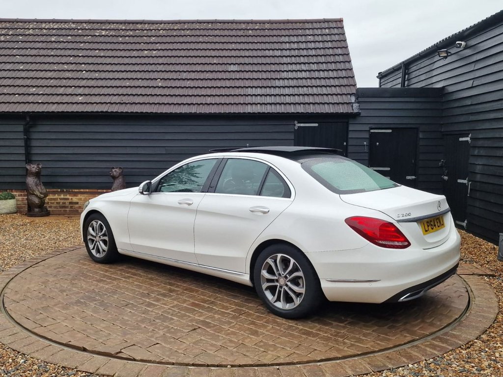Used Mercedes-Benz C Class 2015 for sale - 77059581: Photo 8