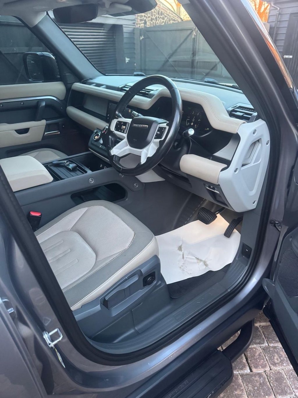 Used Land Rover Defender 2020 for sale - 77239392: Photo 10