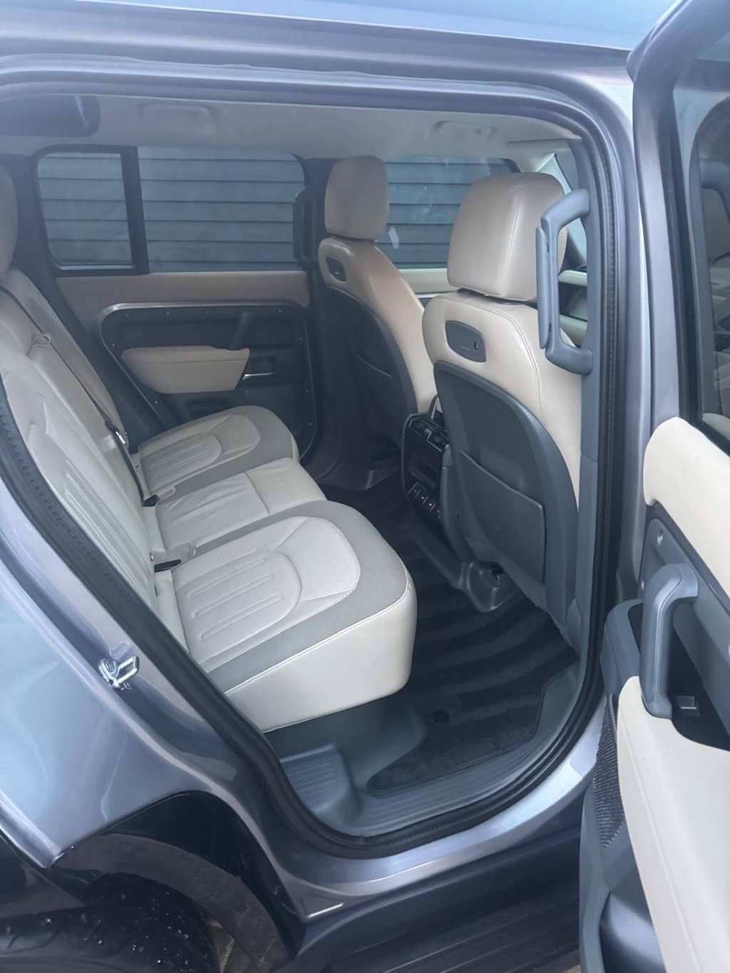 Used Land Rover Defender 2020 for sale - 77239392: Photo 12