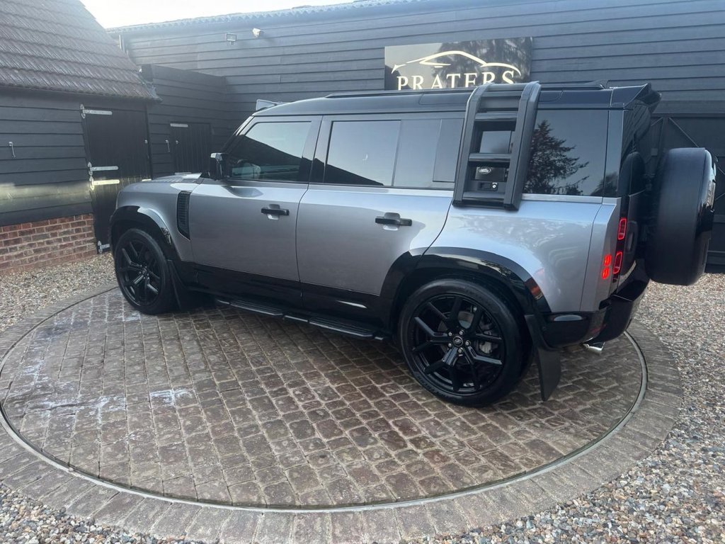 Used Land Rover Defender 2020 for sale - 77239392: Photo 33