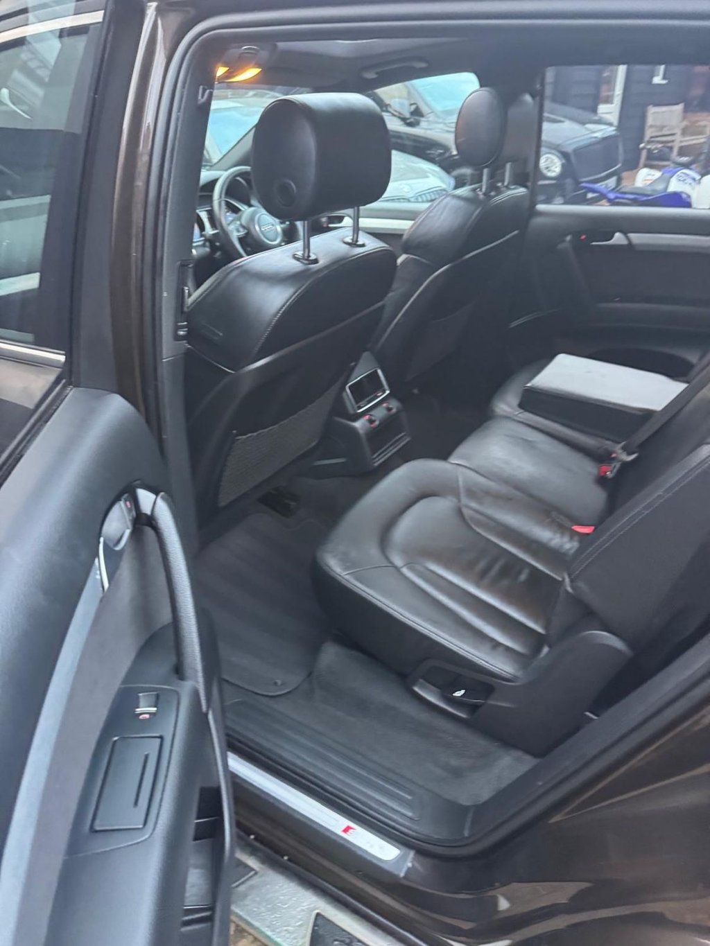 Used Audi Q7 2014 for sale - 76438997: Photo 11