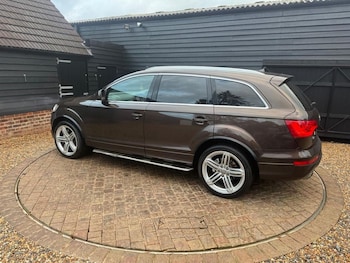 Used Audi Q7 2014 for sale - 76438997: Photo