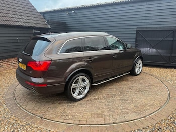 Used Audi Q7 2014 for sale - 76438997: Photo