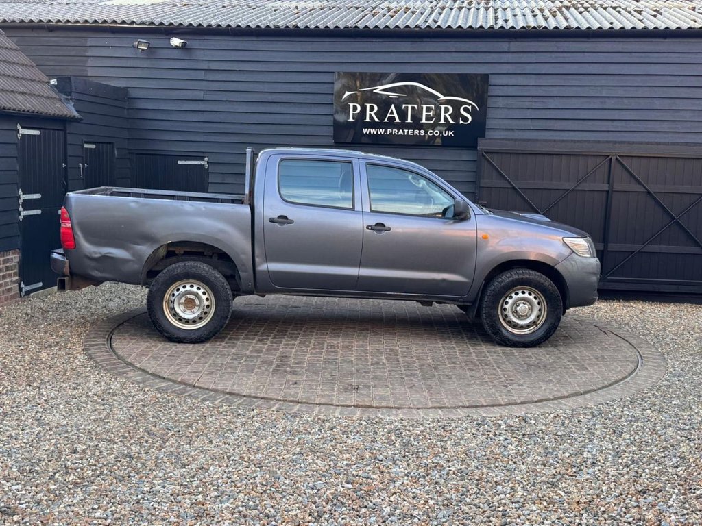 Used Toyota Hilux 2014 for sale - 78061837: Photo 17
