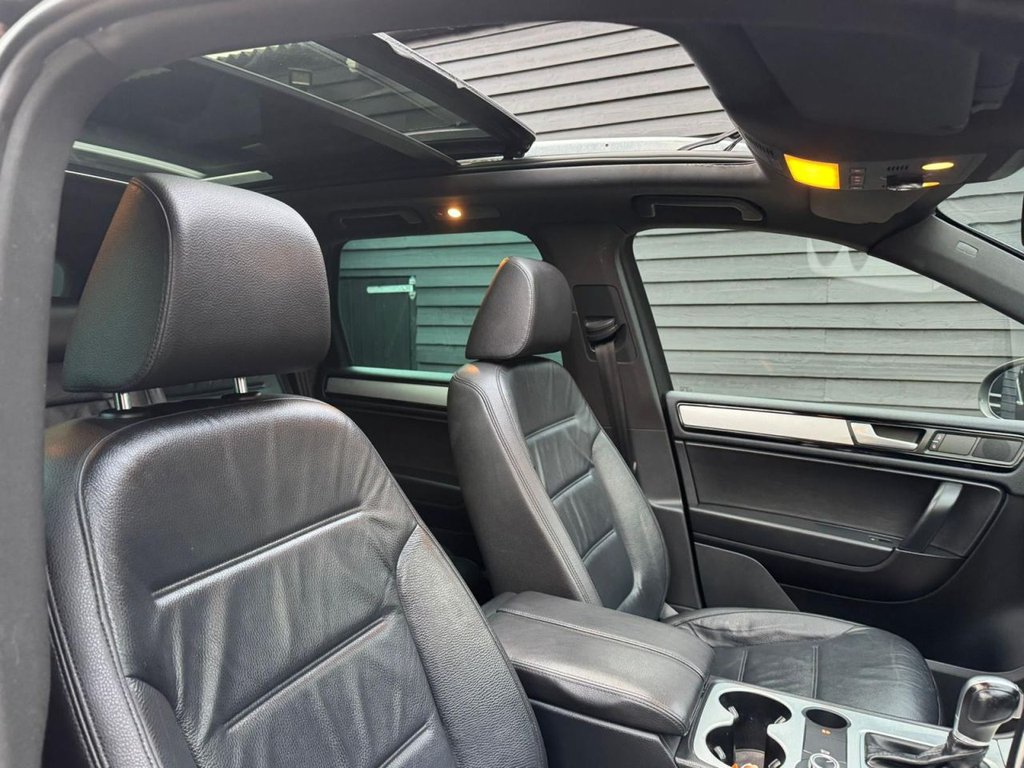 Used Volkswagen Touareg 2014 for sale - 76590820: Photo 11