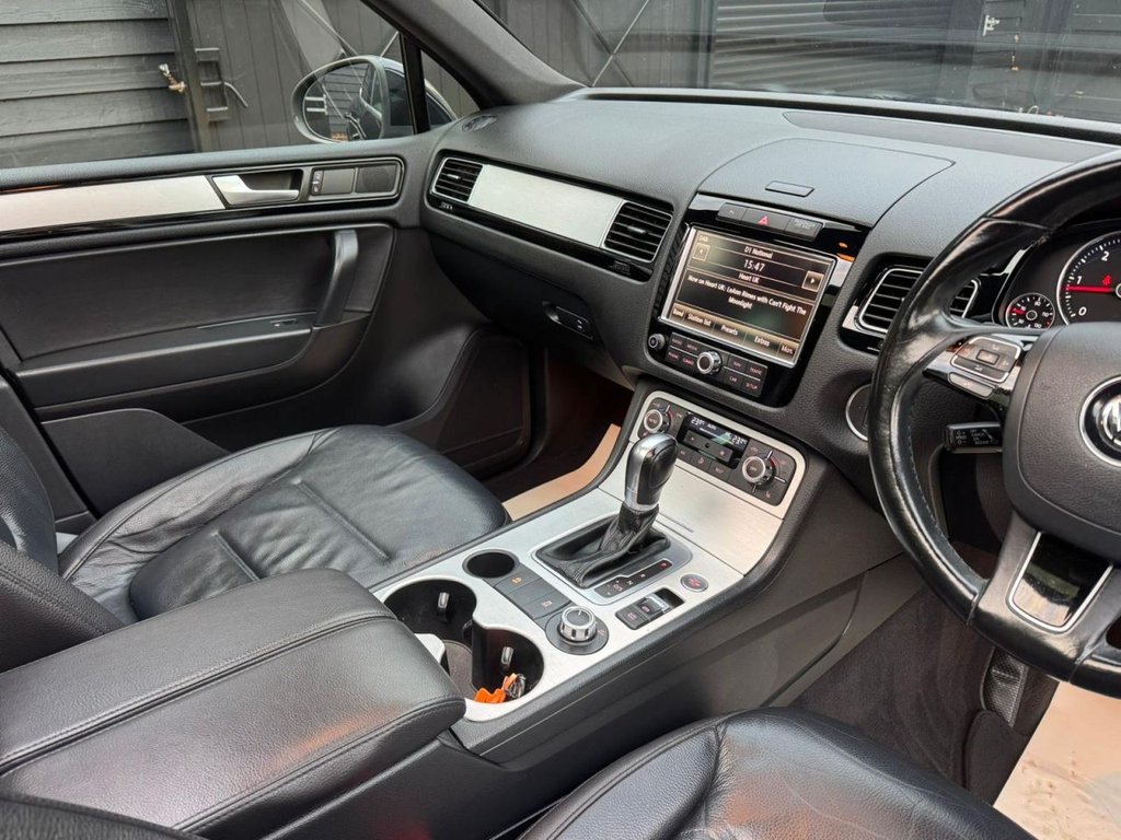 Used Volkswagen Touareg 2014 for sale - 76590820: Photo 12