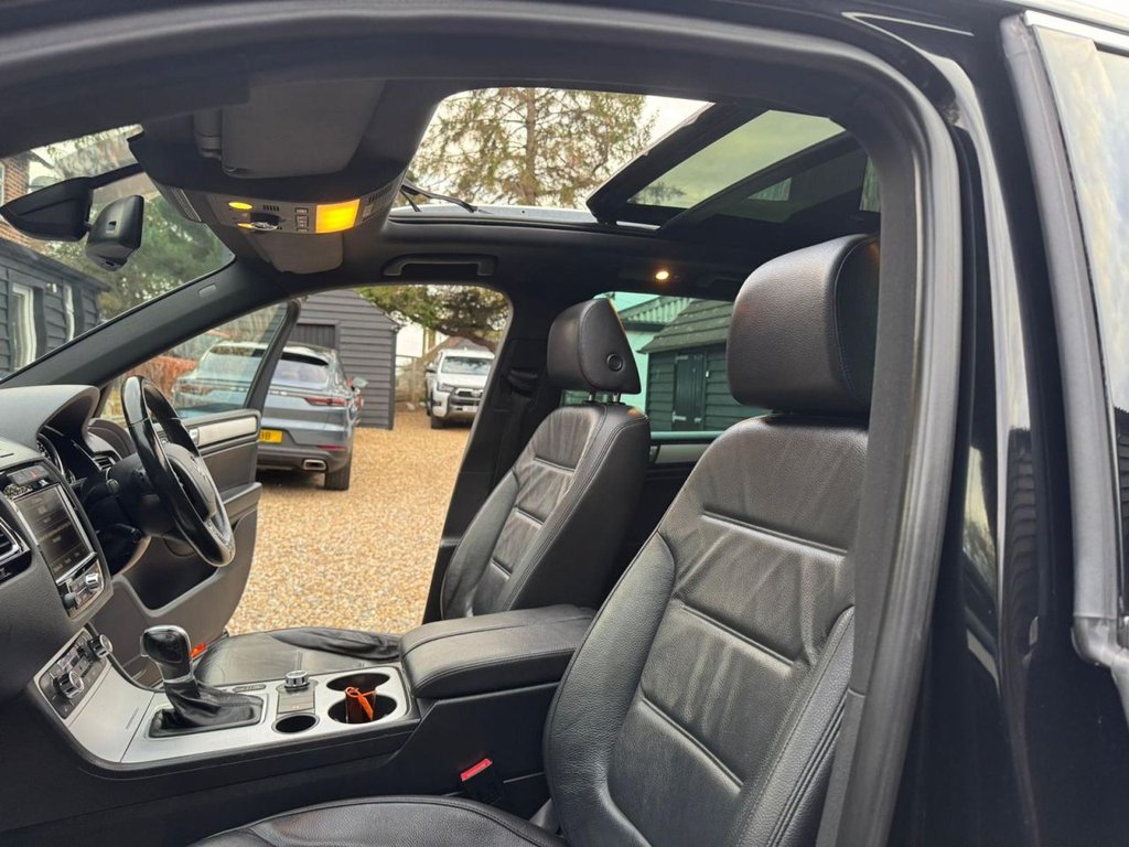 Used Volkswagen Touareg 2014 for sale - 76590820: Photo 13