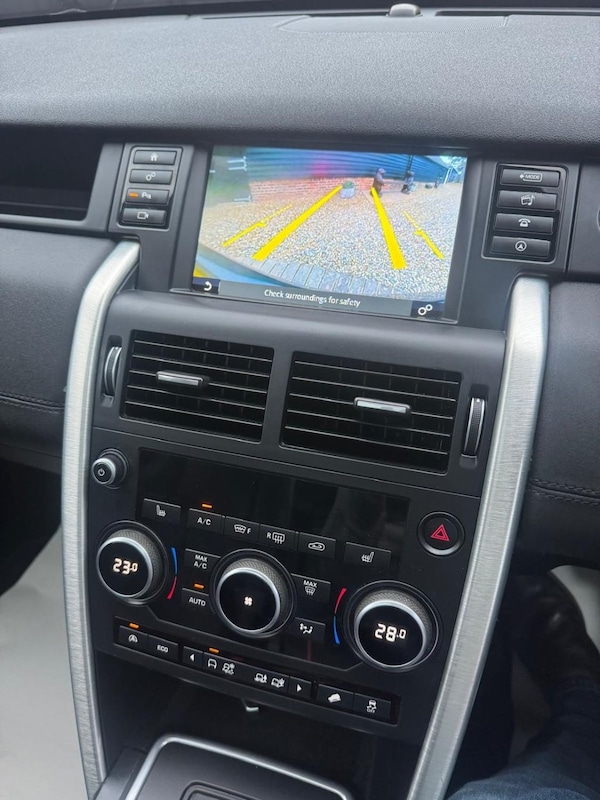 Used Land Rover Discovery Sport 2016 for sale - 76274022: Photo 16