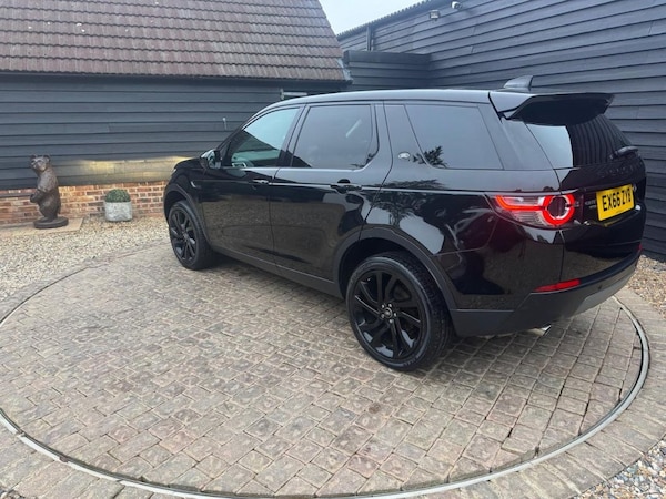 Used Land Rover Discovery Sport 2016 for sale - 76274022: Photo 31
