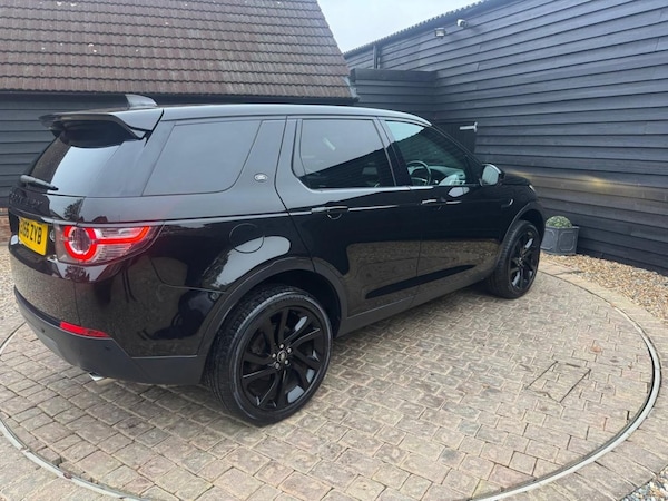 Used Land Rover Discovery Sport 2016 for sale - 76274022: Photo 4