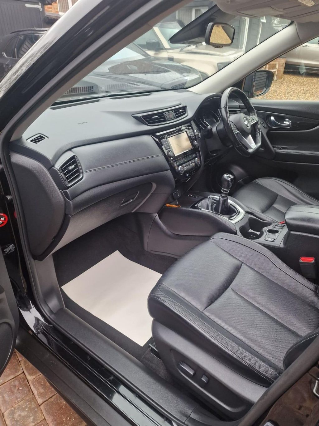 Used Nissan X-Trail 2018 for sale - 77631601: Photo 10