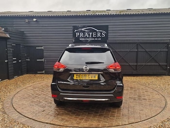 Used Nissan X-Trail 2018 for sale - 77631601: Photo