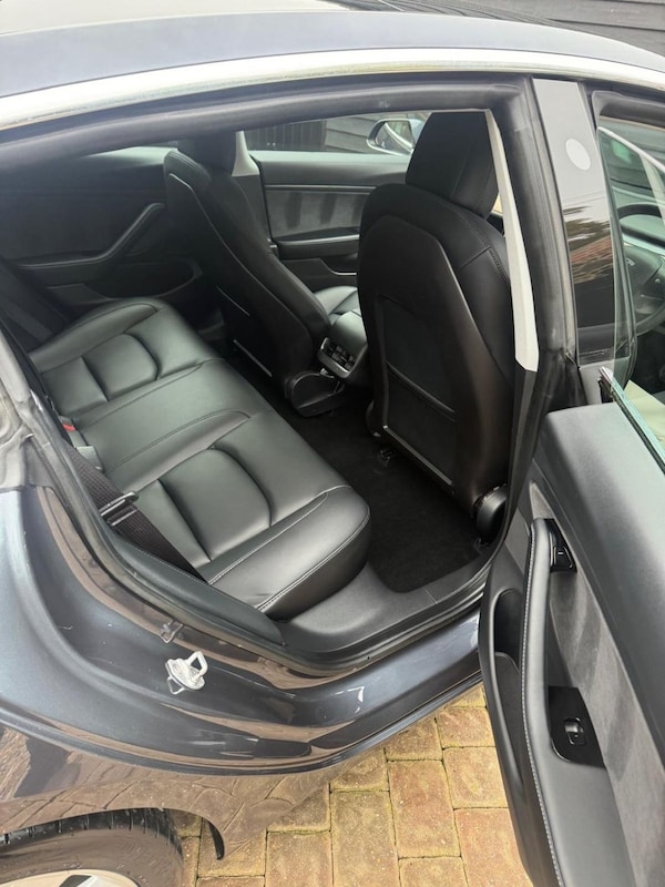 Used Tesla Model 3 2020 for sale - 72856113: Photo 16