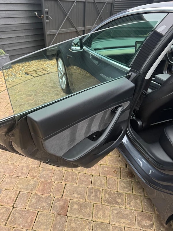 Used Tesla Model 3 2020 for sale - 72856113: Photo 17