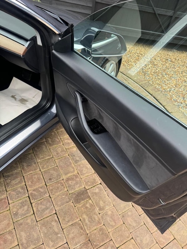 Used Tesla Model 3 2020 for sale - 72856113: Photo 18