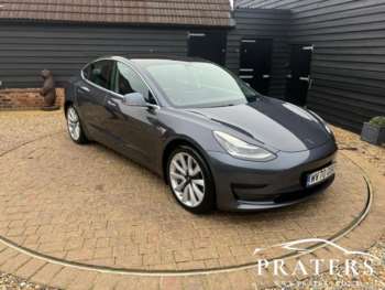 2020 (70) - Standard Range Plus Saloon 4dr Electric Auto RWD (241 bhp)