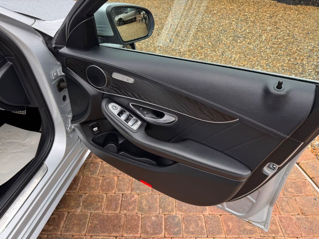 Used Mercedes-Benz C Class 2015 for sale - 77631596: Photo 17