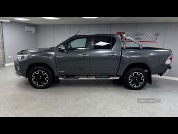 Used Toyota Hilux 2017 for sale - 75155201: Photo