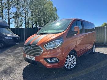 Used Ford Tourneo Custom 2019 for sale - 78422909: Photo