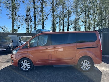 Used Ford Tourneo Custom 2019 for sale - 78422909: Photo