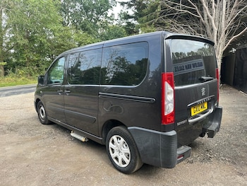 Used Peugeot Expert Tepee 2010 for sale - 79285678: Photo