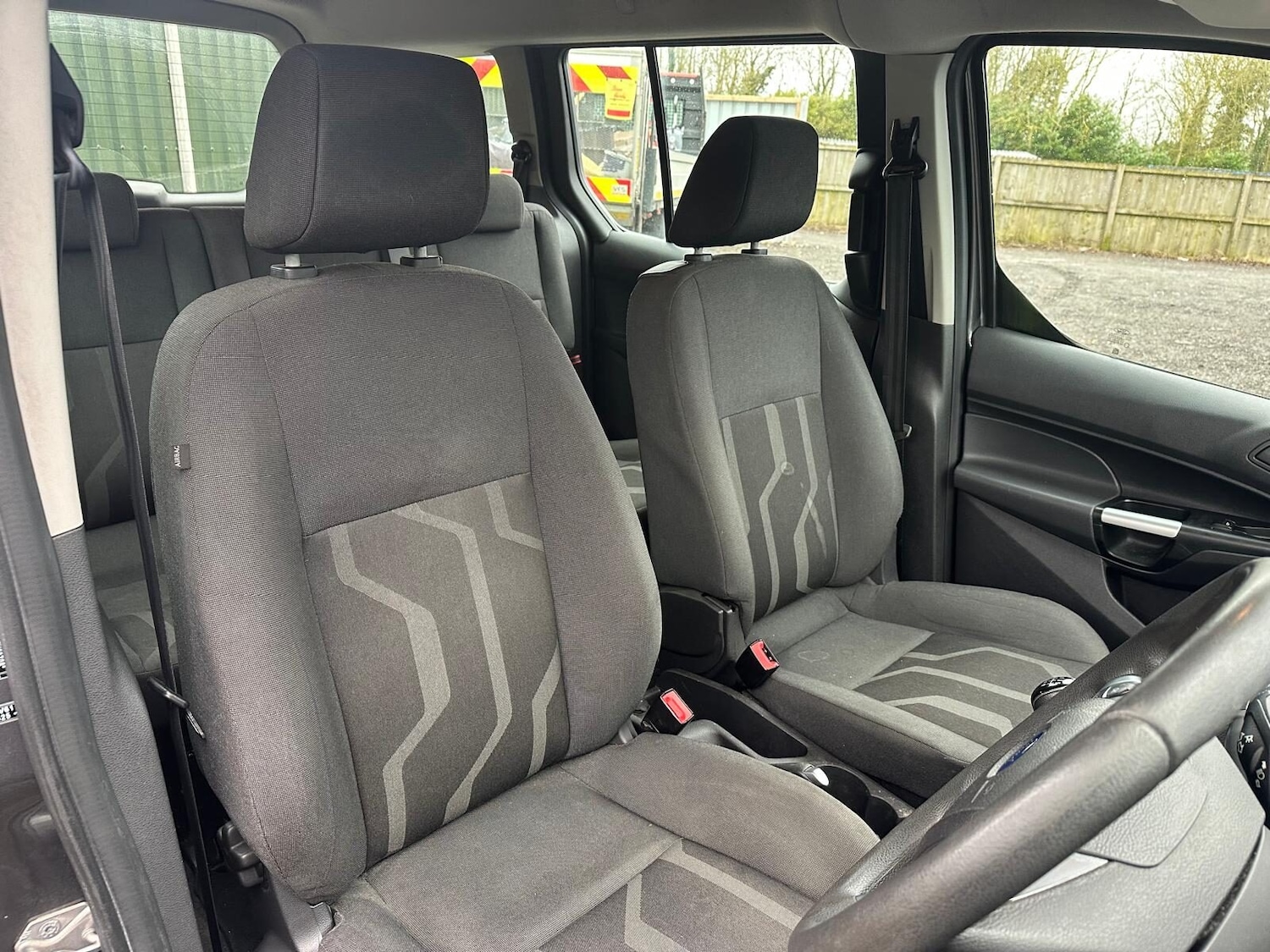 Used Ford Grand Tourneo Connect 2017 for sale - 77620734: Photo 10