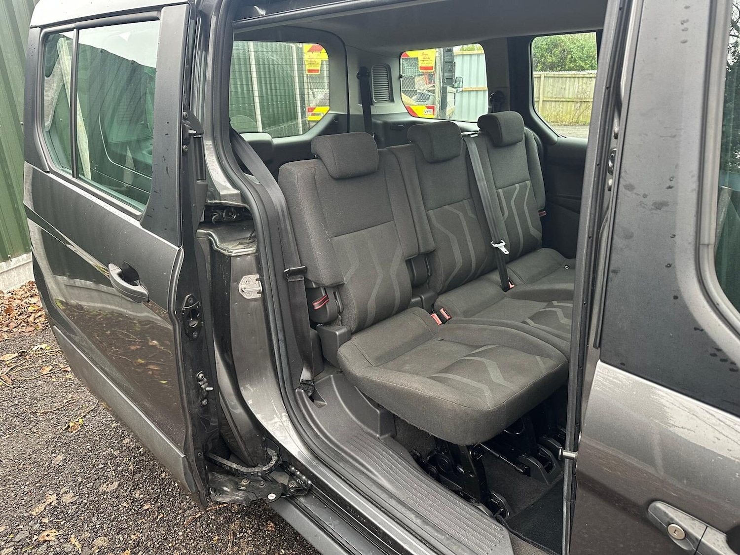 Used Ford Grand Tourneo Connect 2017 for sale - 77620734: Photo 11