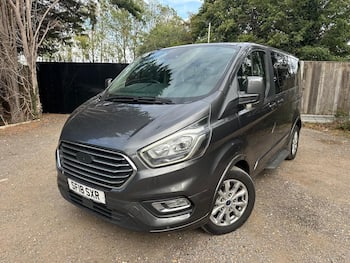 Used Ford Tourneo Custom 2018 for sale - 79761467: Photo